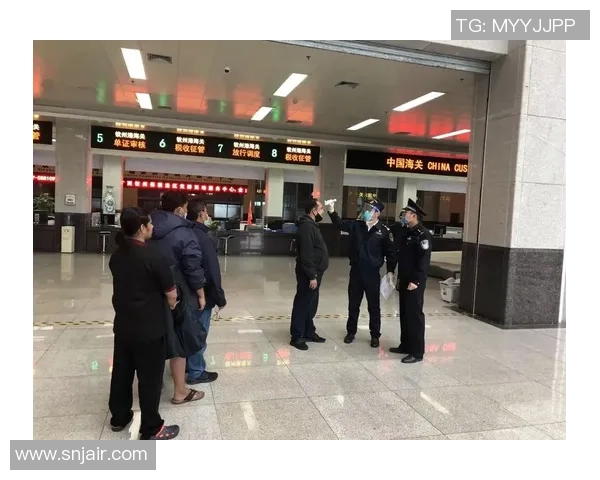 冠状病毒疫情下足球明星的挑战与坚持:他们如何应对赛场与健康的双重考验 冠状病毒疫情下足球明星的挑战与坚持:他们如何应对赛场与健康的双重考验