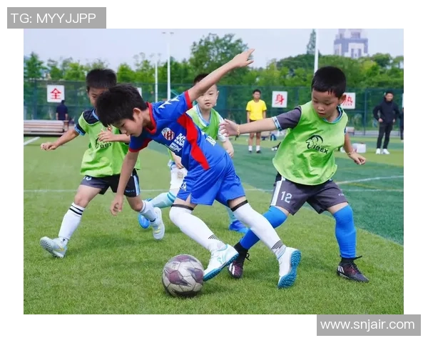 足球场上的男孩们:独特网名展现激情与梦想 足球场上的男孩们:独特网名展现激情与梦想