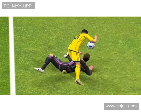 足球比赛中守门员因犯规被罚下场对球队影响深远的分析与讨论